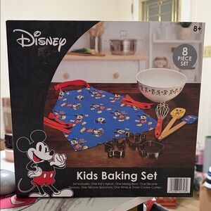 Disney Mickey Mouse Kids Baking Set - Blue and Red